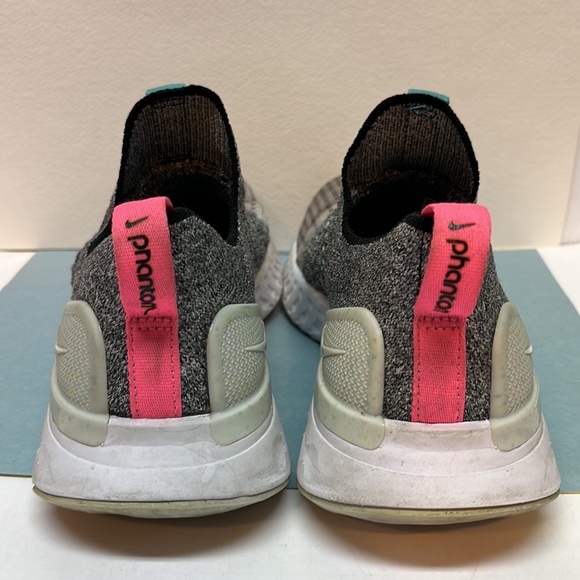 Nike Men's Gray React Phantom Run Flyknit 2 White/black-flash Crimson Sz. 6.5 - Picture 3 of 12